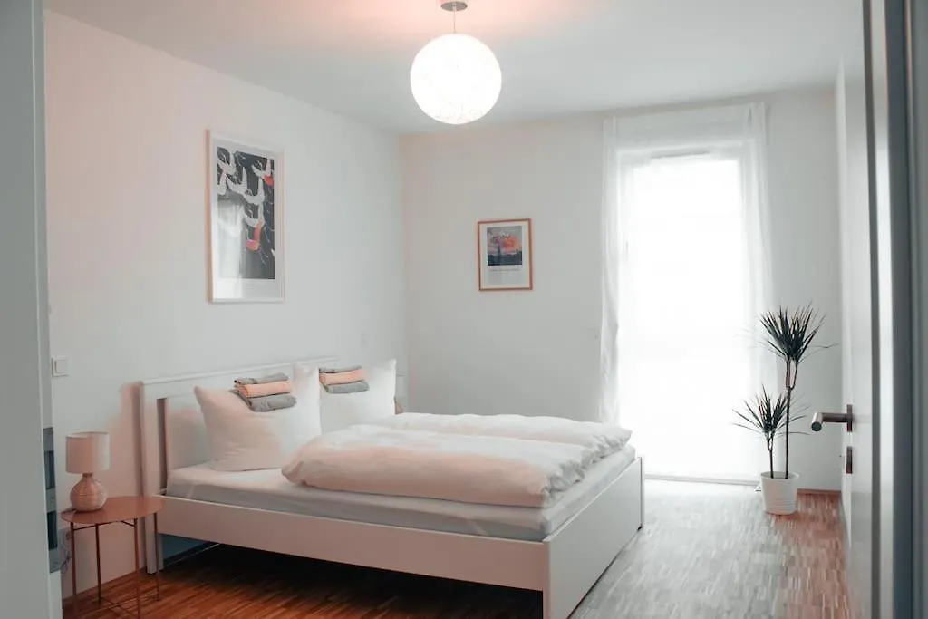 Modern 2 R-Apartment/Netflix/Fitness/Billiard Dresden